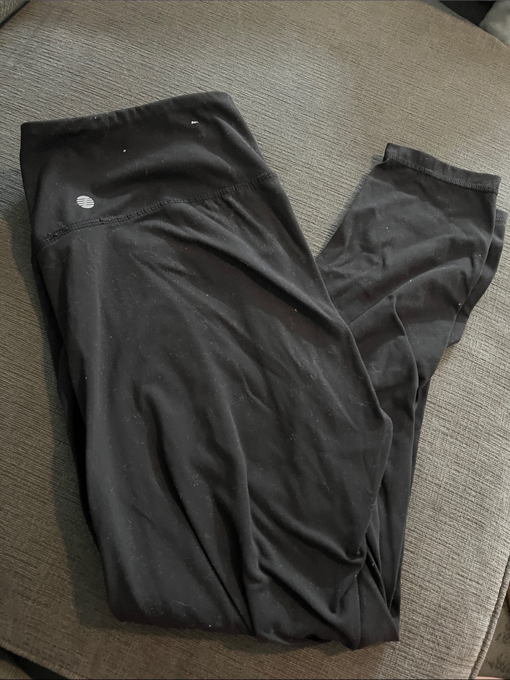 Black High-Waist Leggings with Subtle Logo